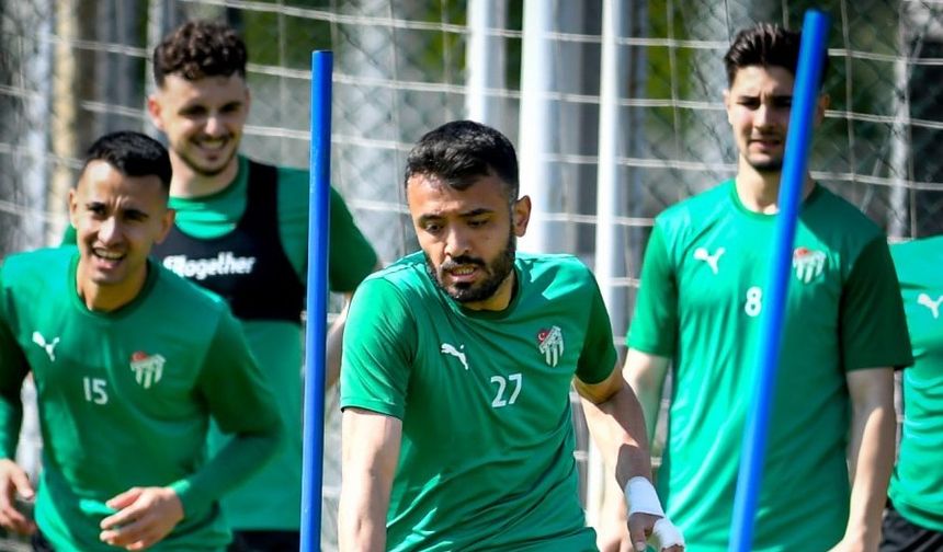 Şampiyon Bursaspor taraftarıyla buluşuyor