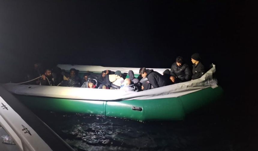 Göçmenler son anda kurtarıldı