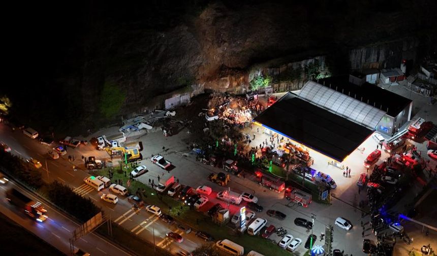 Samsun'da heyelan, göçük altında can pazarı!