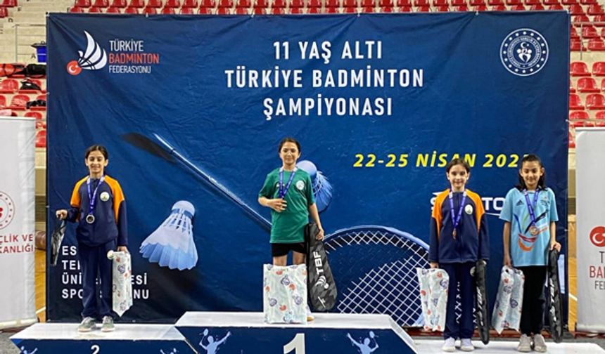 Osmangazi’nin genç badmintoncuları göz doldurdu