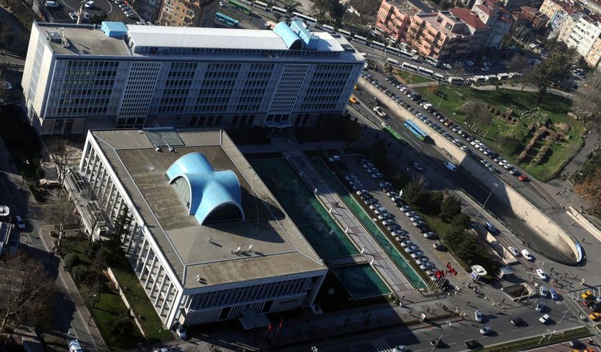 İBB'ye ikinci operasyon: İşte ele geçirilenler...