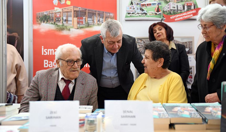 Sarıhan'lar Bursa'da okurlarıyla buluştu