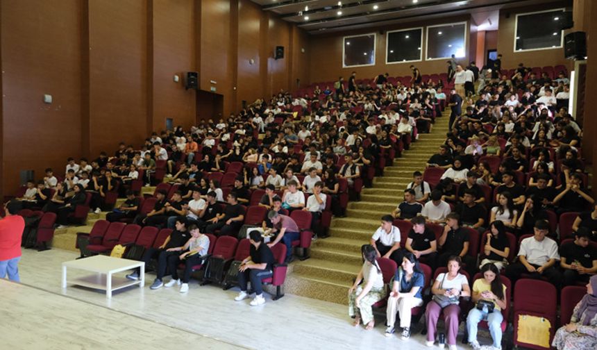 Gençlere çevre bilinci anlatıldı