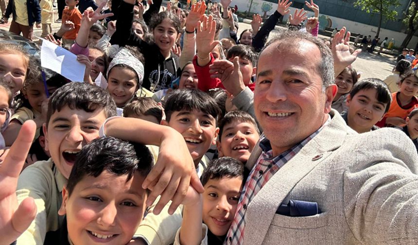 Bursa'nın başarılı siyasetçisi, Bülent Akça