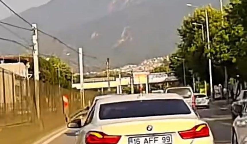 Bursa'da trafik magandası pes dedirtti!