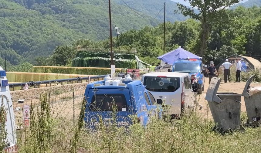 Kalp krizi geçirdi, suda boğuldu