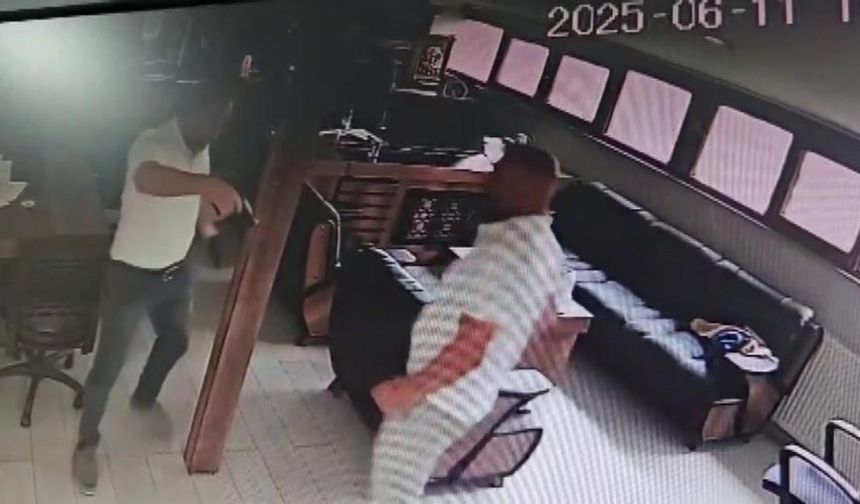 Parasını alamadığı patronunu katletti