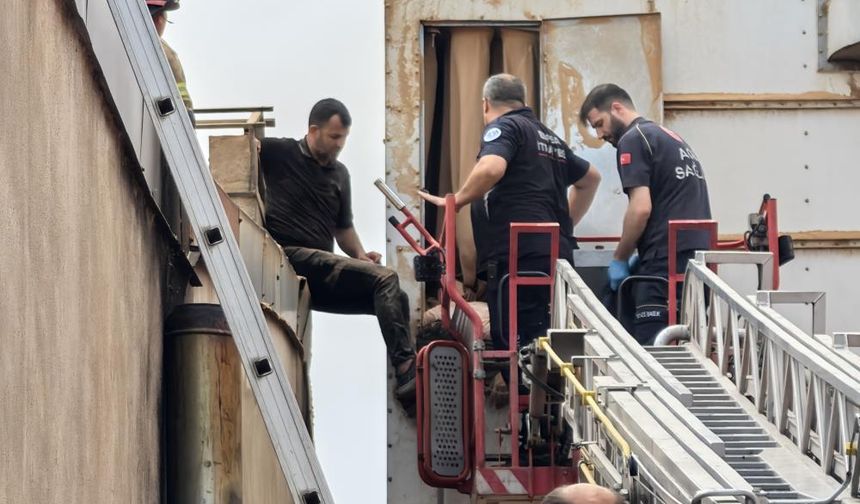 Suriye uyruklu işçi makinaya sıkıştı!