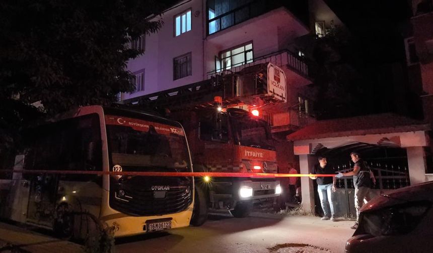 Önce karısını katletti, sonra kendi canına kıydı