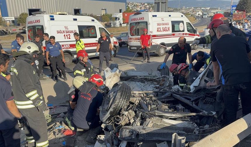 Korkunç kaza, tır otomobilleri biçti!