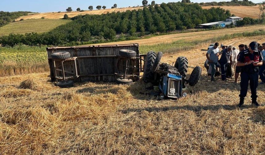Bursa'da devrilen traktörün altında can verdi