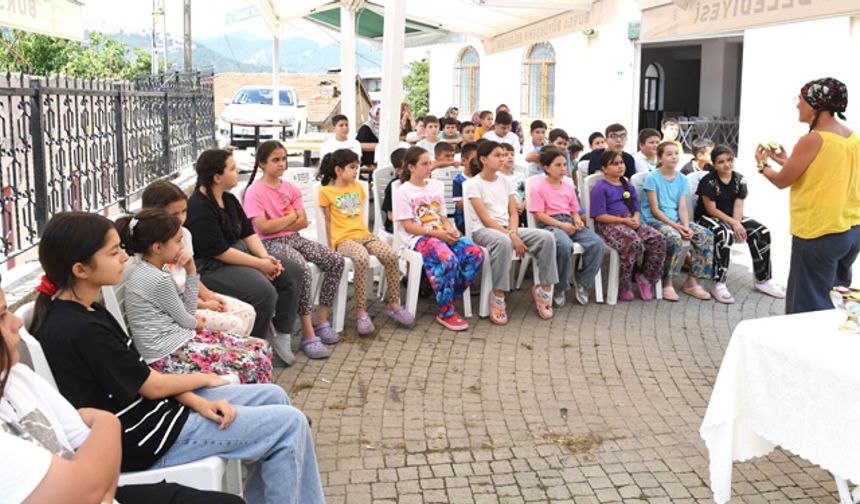 Gezici Kütüphane çocukların ufkunu açıyor