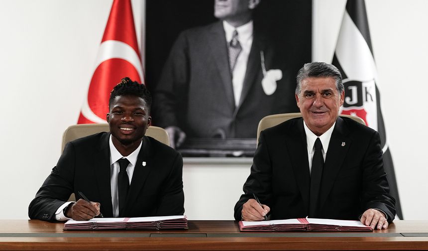 Beşiktaş santraforuna imzayı attırdı