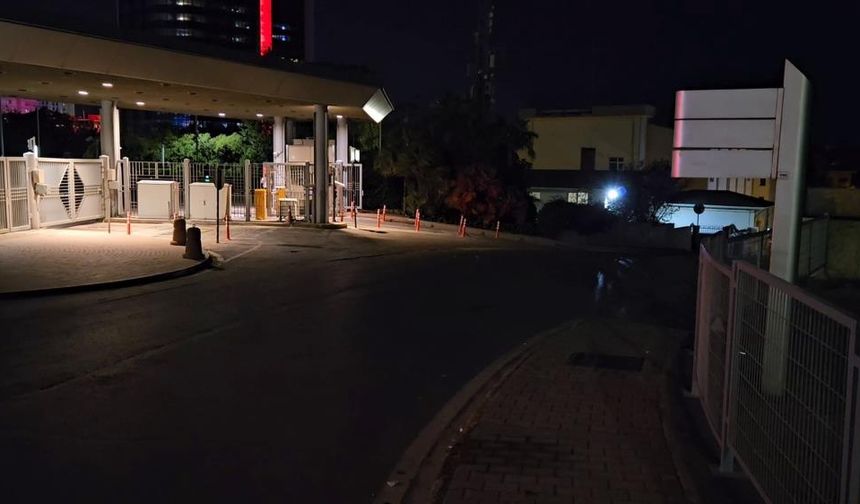 Güvenlik görevlisi arkadaşlarını vurdu!