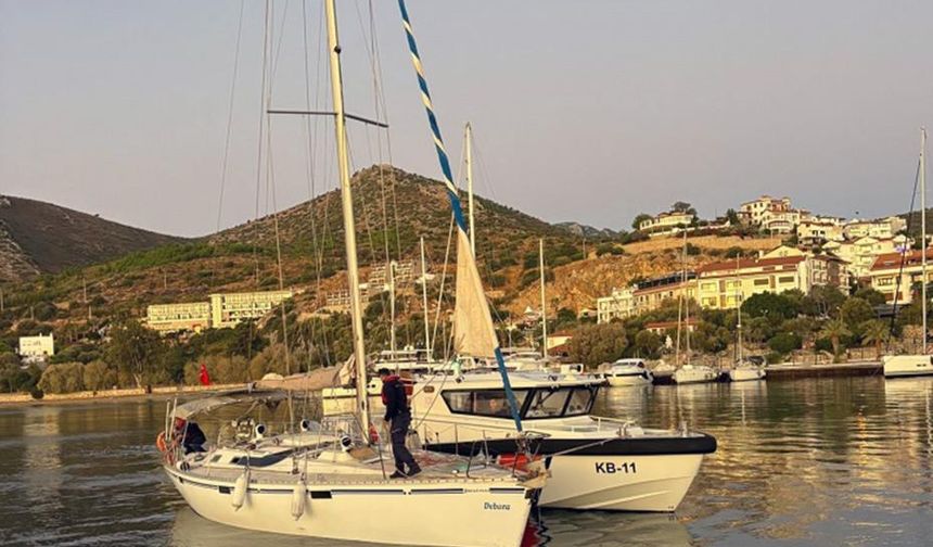 Yelkeniyle Yunanistan'a geçmek istediler!