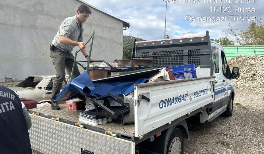 Bursa'da  sahte köfte ve sucuk operasyonu