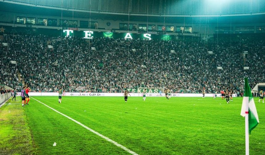 Bursaspor'un seyircisiz oynama cezası kalktı