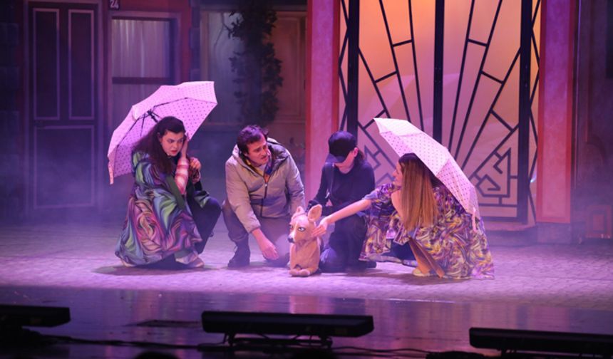 Bursa'da öğretmenlere tiyatro bedava