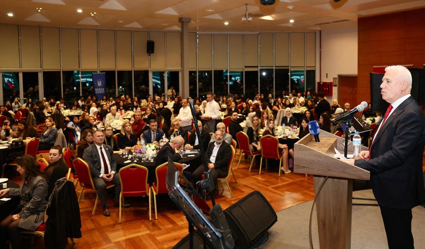 'Hepimizin hayatında bir öğretmenin izi var'