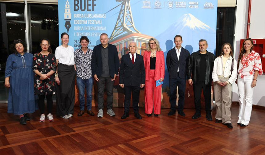 Bursa'da edebiyat günleri başladı