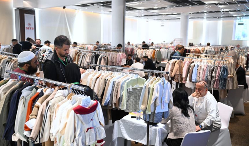 Bebe çocuk konfeksiyonu Cezayir'e çıkarma yaptı