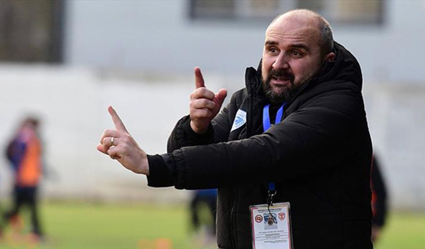 Kalp krizi geçiren  teknik direktör kurtarılamadı