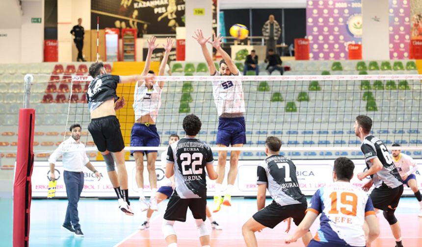 Osmangazi Belediyespor Fenerbahçe'ye 3-1 kaybetti